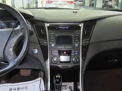 Hyundai Sonata 2014, 91339 км, за 6990000 KRW - фото 11