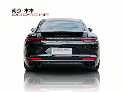 Porsche Panamera 2017, 105000 км, за 328000 CNY