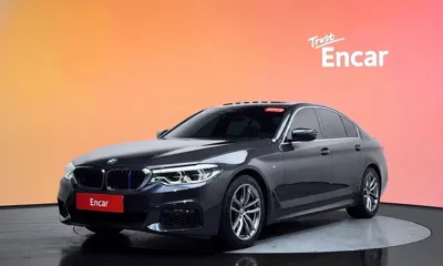 BMW 5-Series · 2020 год