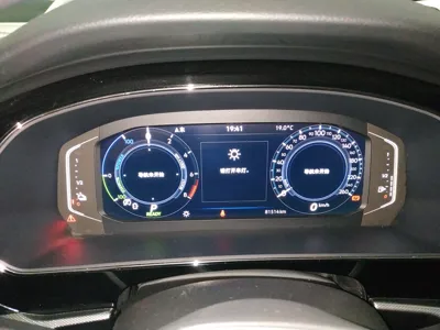 Volkswagen Passat New Energy 2022, 81500 км, за 111948.96 CNY - фото 15