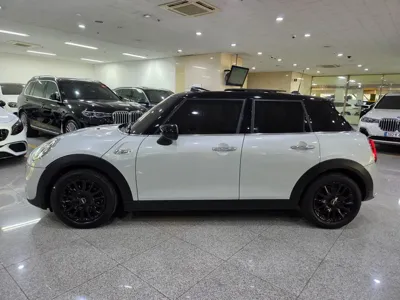 MINI Cooper 2020, 26675 км, за 19100000 KRW