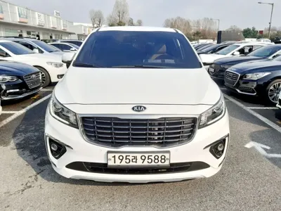 Kia Canival 2019, 151000 км, за 13000000 KRW