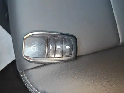 Toyota Corolla 2018, 93600 км, за 48300 CNY - фото 9