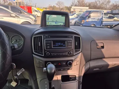 Hyundai Starex 2018, 101799 км, за 11900000 KRW - фото 8