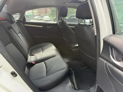 Honda Civic 2017, 149400 км, за 49600 CNY - фото 12
