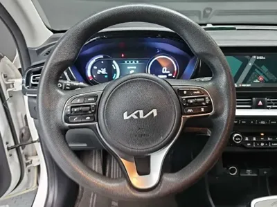 Kia Niro 2023, 260581 км, за 12390000 KRW - фото 9