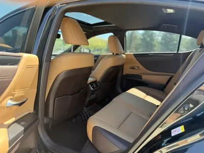 Lexus ES 2019, 160000 км, за 129000 CNY - фото 5