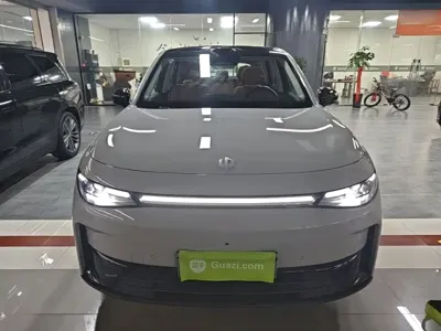 Leapmotor Leapmotor C10 2025, 22300 км, за 118100 CNY - фото 3