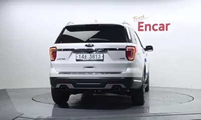 Ford Explorer 2018, 117921 км, за 13700000 KRW