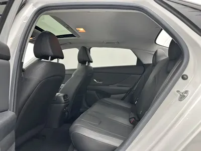 Hyundai Elantra 2022, 24000 км, за 93800 CNY - фото 6