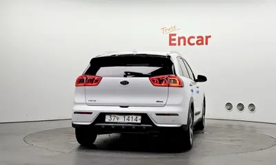 Kia Niro 2018, 71753 км, за 12900000 KRW - фото 4