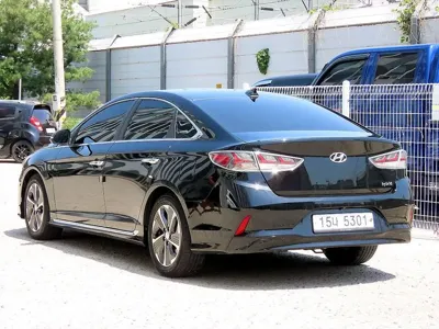 Hyundai Sonata 2018, 200264 км, за 8000000 KRW