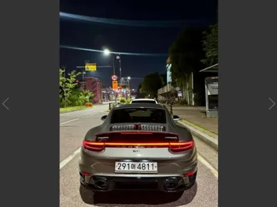 Porsche 911 · 2017 год