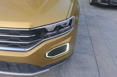 Volkswagen T-Roc 2018, 68000 км, за 71598.65 CNY - фото 9