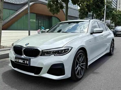 BMW 3 Series 2021, 93000 км, за 123800 CNY - фото 1