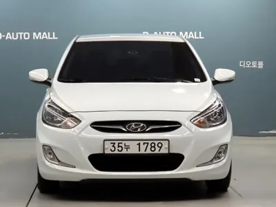 Hyundai Accent 2012, 96996 км, за 4000000 KRW