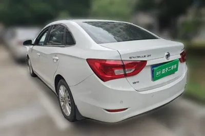 Buick GT 2015, 68000 км, за 27070.06 CNY