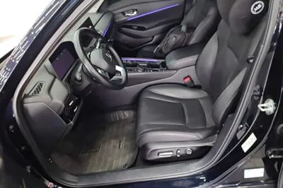 Honda Accord New Energy 2023, 20500 км, за 135653.48 CNY