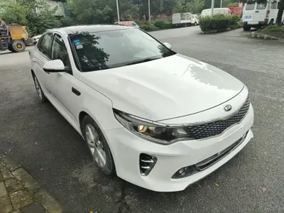 Kia K5 2016, 156800 км, за 32500 CNY