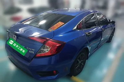 Honda Civic 2019, 68100 км, за 64930.58 CNY - фото 6