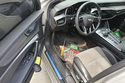 Audi A6L 2019, 95400 км, за 174156.69 CNY - фото 24