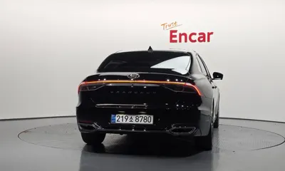 Hyundai Grandeur 2023, 27327 км, за 25000000 KRW