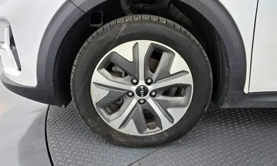 Kia Niro 2023, 292524 км, за 12200000 KRW - фото 5