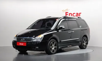 Kia Canival · 2011 год
