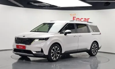 Kia Canival · 2021 год