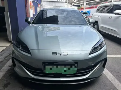 BYD 海豹06 2025, 9000 км, за 68800 CNY