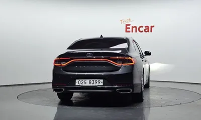Hyundai Grandeur 2018, 130012 км, за 11600000 KRW