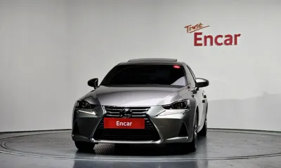 Lexus IS 2019, 97818 км, за 23290000 KRW