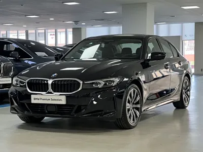 BMW 3-Series · 2025 год