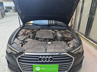 Audi A6L 2021, 137900 км, за 163900 CNY - фото 16