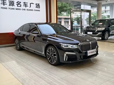 BMW 7 Series 2021, 130000 км, за 385000 CNY