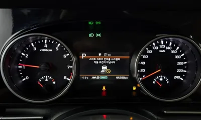 Kia Canival 2023, 44280 км, за 26700000 KRW - фото 8