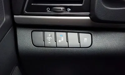 Hyundai Avante 2018, 82204 км, за 11500000 KRW - фото 14