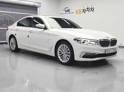 BMW 5-Series 2018, 121750 км, за 22900000 KRW