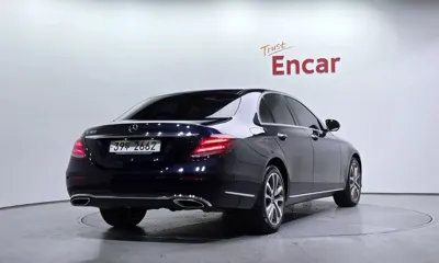 Mercedes-Benz E-Class 2018, 54685 км, за 25500000 KRW - фото 2