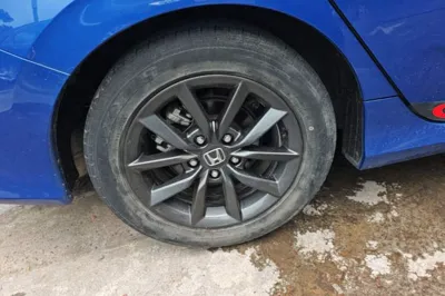 Honda Civic 2019, 80200 км, за 74295.01 CNY - фото 11