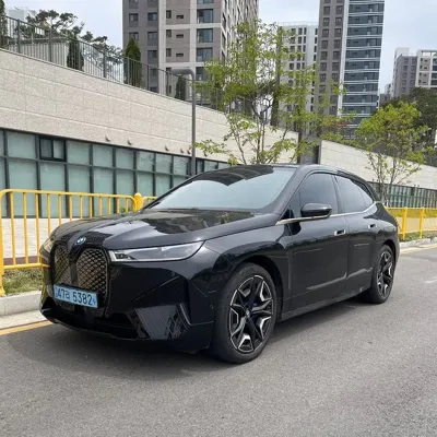 BMW iX · 2022 год