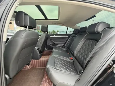 Volkswagen 迈腾 PHEV 2024, 26000 км, за 109800 CNY - фото 9