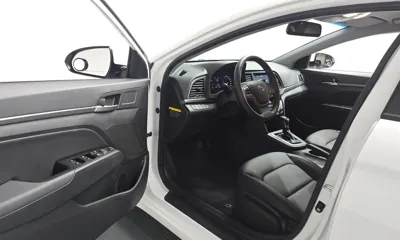 Hyundai Avante 2016, 2347 км, за 12900000 KRW - фото 10