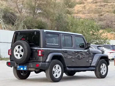 Jeep Wrangler 2019, 60000 км, за 229899 CNY - фото 6
