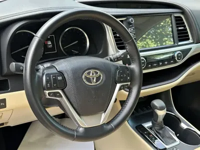 Toyota Highlander 2018, 123800 км, за 115800 CNY - фото 10