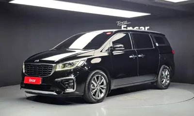 Kia Canival · 2019 год