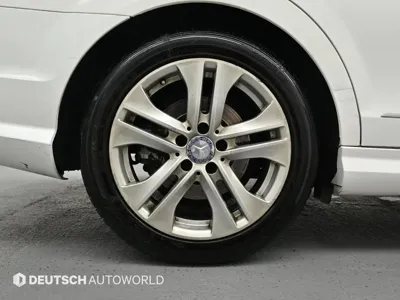 Mercedes-Benz C-Class 2013, 104590 км, за 7400000 KRW - фото 5