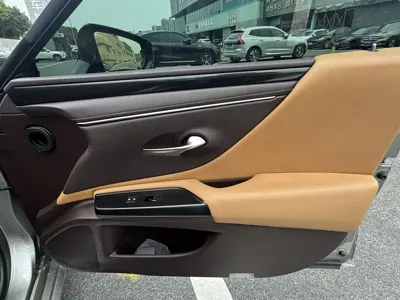 Lexus ES 2019, 65000 км, за 169000 CNY - фото 12