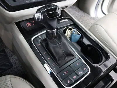 Kia Canival 2015, 143150 км, за 10900000 KRW - фото 12