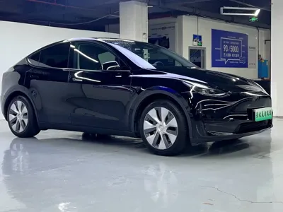 Tesla Model Y 2022, 32200 км, за 156800 CNY